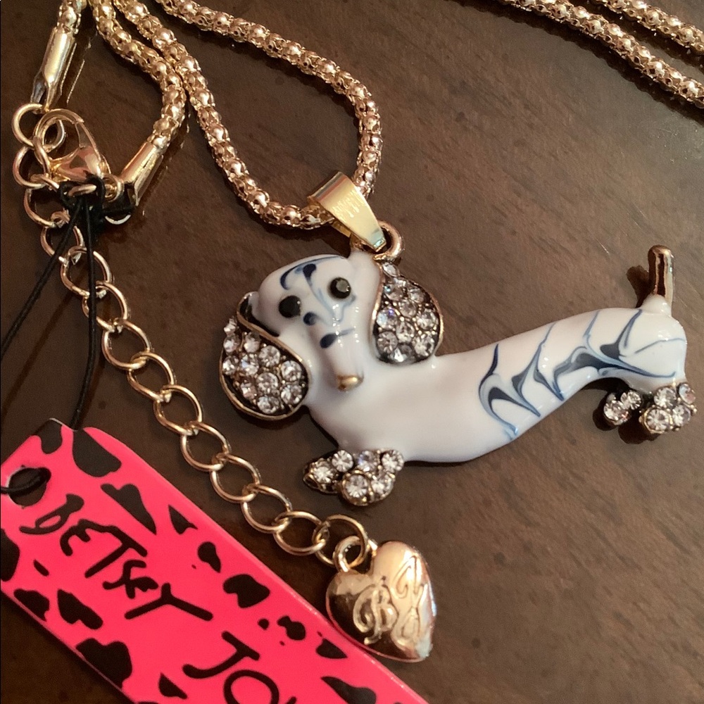 NWT BETSEY JOHNSON ENAMEL DACHSHUND NECKLA…